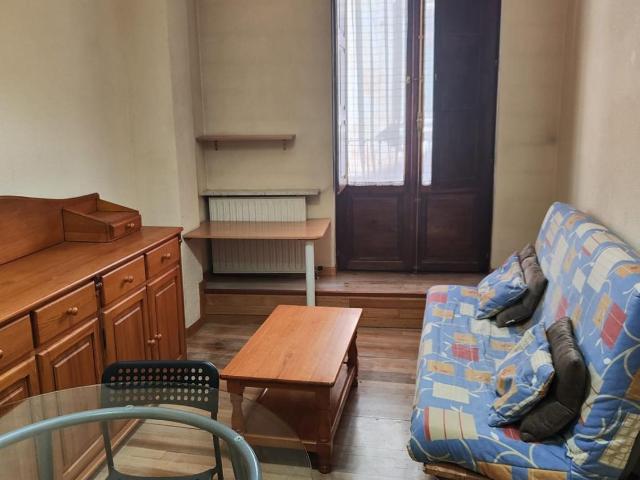 Apartamento en alquiler en Universidad, Madrid