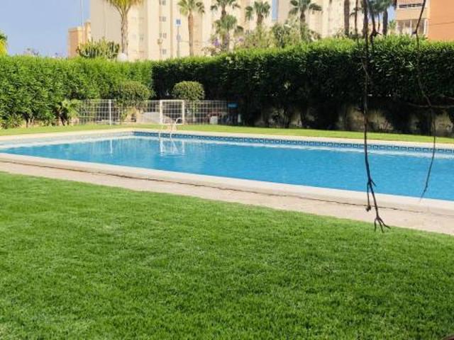 Apartamento en alquiler en Alicante, Valencia