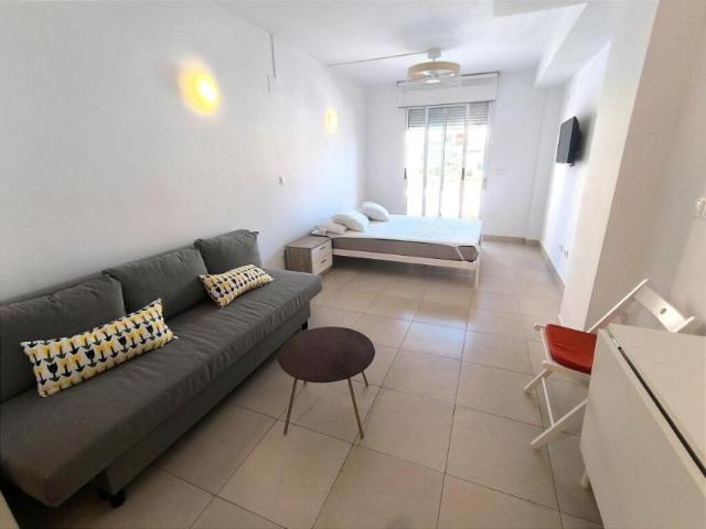 Apartamento en alquiler en El Campello, Alicante
