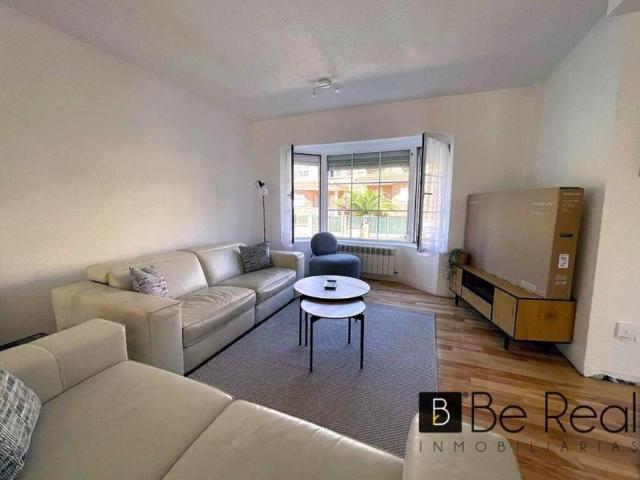 Apartamento en alquiler en Villanueva De La Cañada