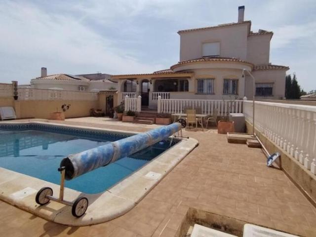 Casa en alquiler en Castalla, Valencia