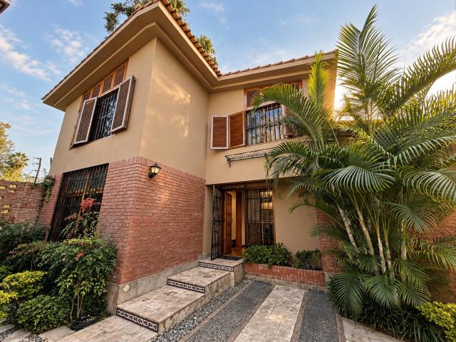 Casa alquiler en San Isidro