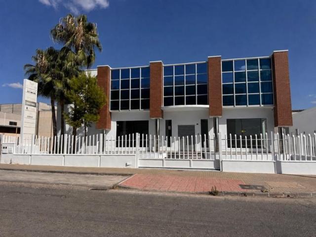Casa en alquiler en Lucena, Andalucía