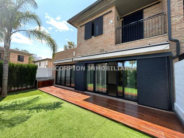 Casa en alquiler en Paterna