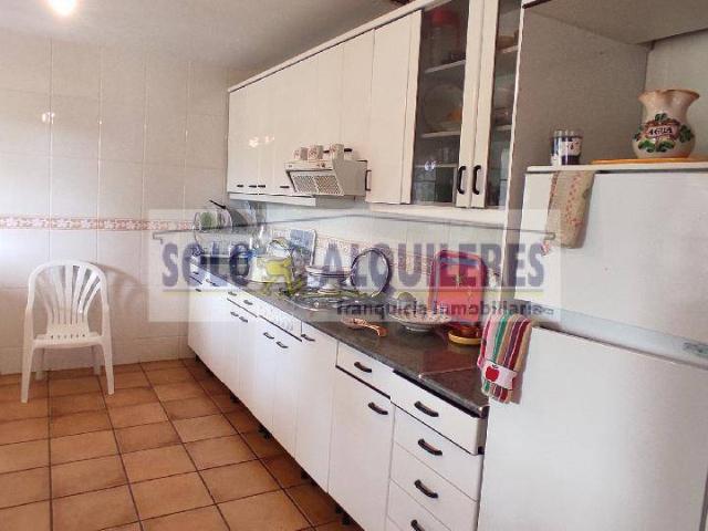 Casa en alquiler en El Viso De San Juan, Urbanización Valdehoyas I