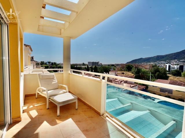 Casa en alquiler en L'alfàs Del Pi