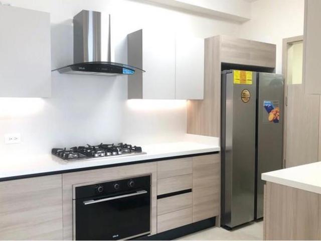 Alquiler de apartamento de lujo en santa maría