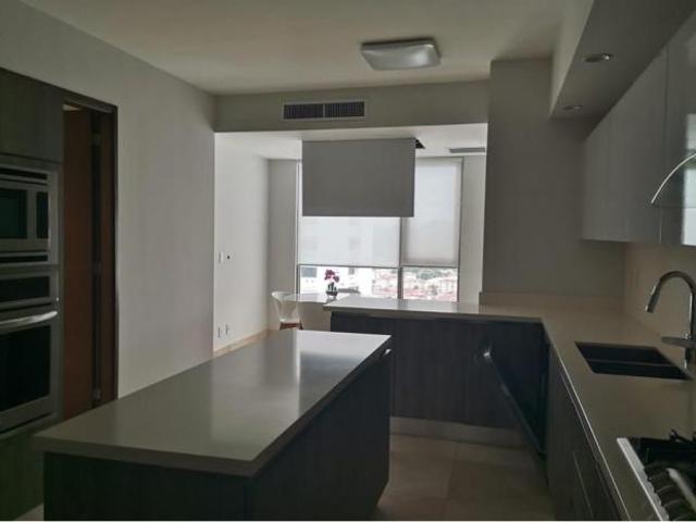 Alquiler de apartamento en santa maría, panamá
