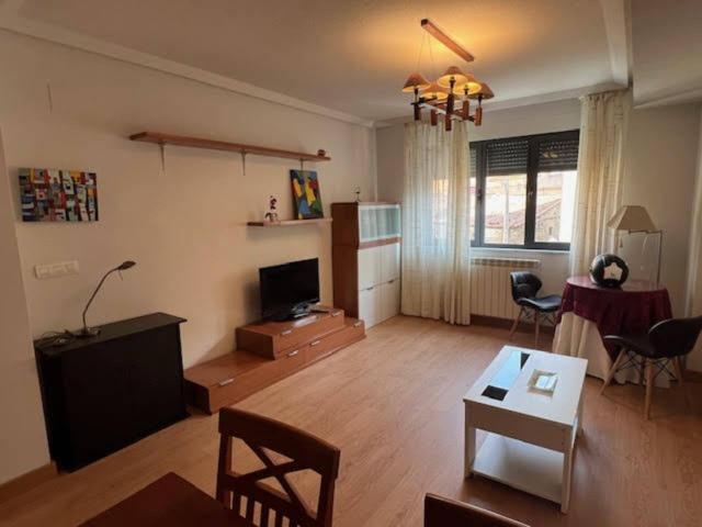 Piso en alquiler en Villares De La Reina