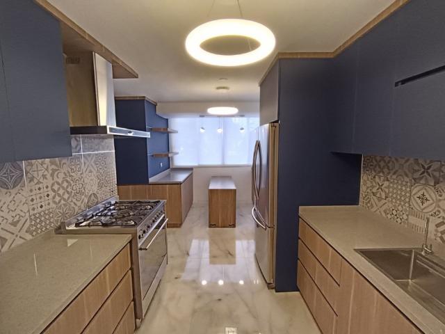 Apartamento en alquiler en Santa Clara, Caracas