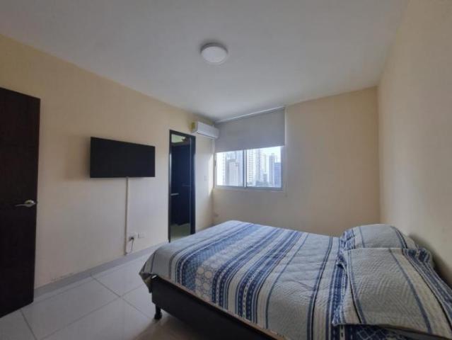 Alquiler de apartamento semi amoblado en san francisco, panamá