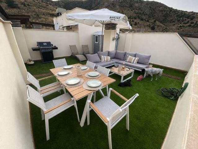 Casa en alquiler en La Sierrezuela, Costa del Sol Occidental