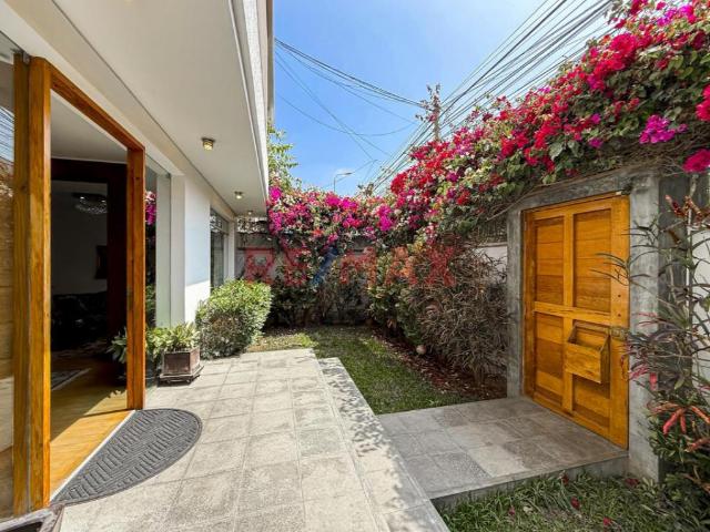 Casa alquiler en Santiago De Surco, Lima Metropolitana