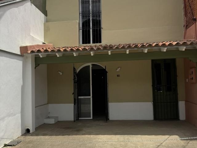 Casa en alquiler