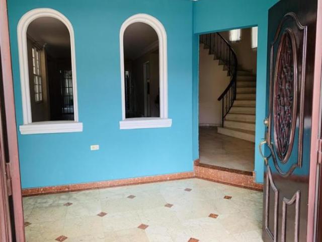 Alquiler de casa comercial, los angeles, 351m2 ais