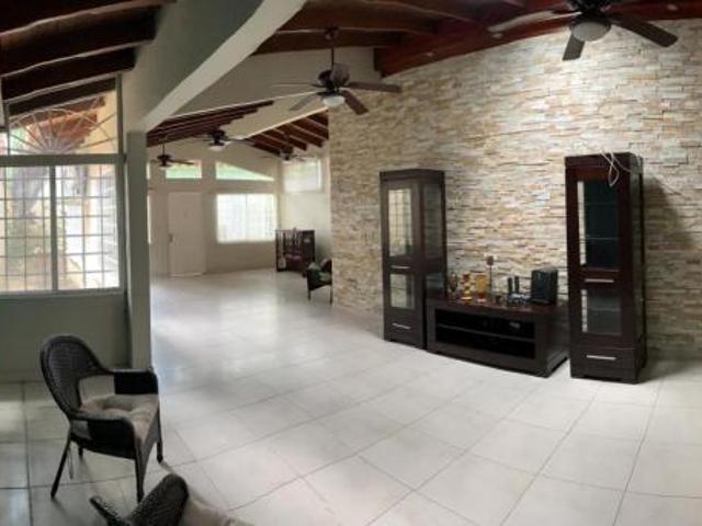 Alquiler de casa comercial, los angeles, 351m2 ais