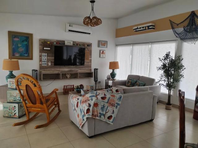 Casa alquiler en Río Grande, Soná