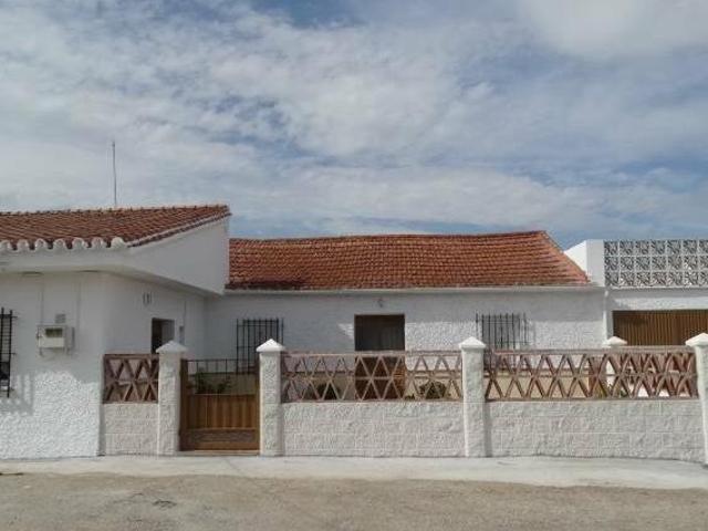 Casa en alquiler en Valle del Guadalhorce, Andalucía
