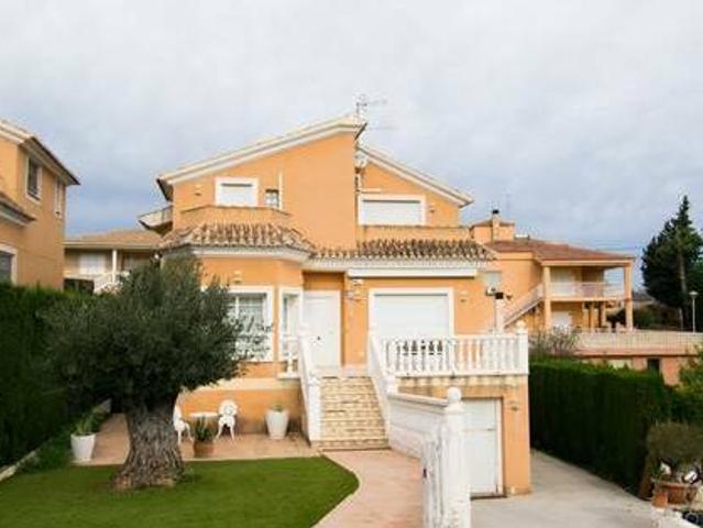 Casa en alquiler en La Hoya de Buñol, Valencia