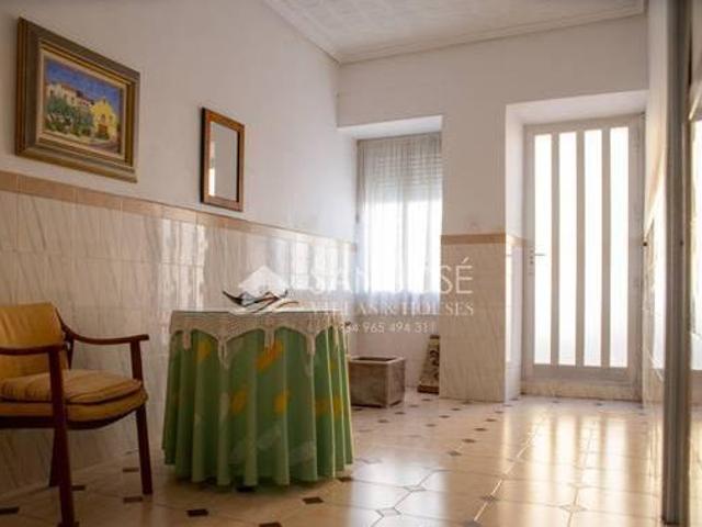 Casa en alquiler en Novelda