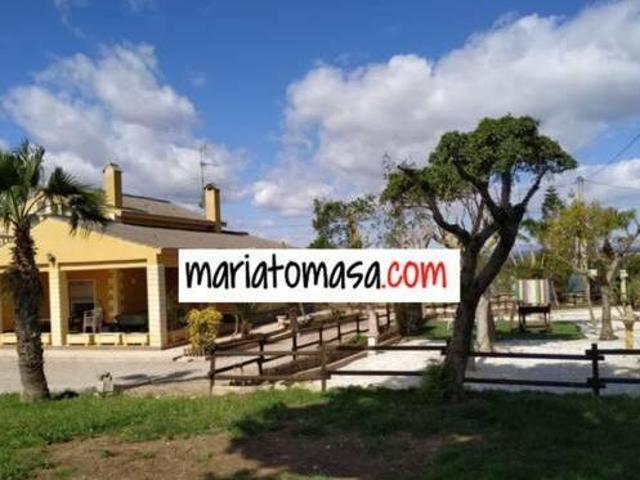 Casa en alquiler en Elche