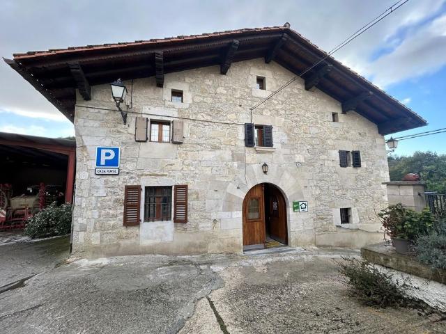 Casa en alquiler en Larráyoz, Juslapeña / Txulapain