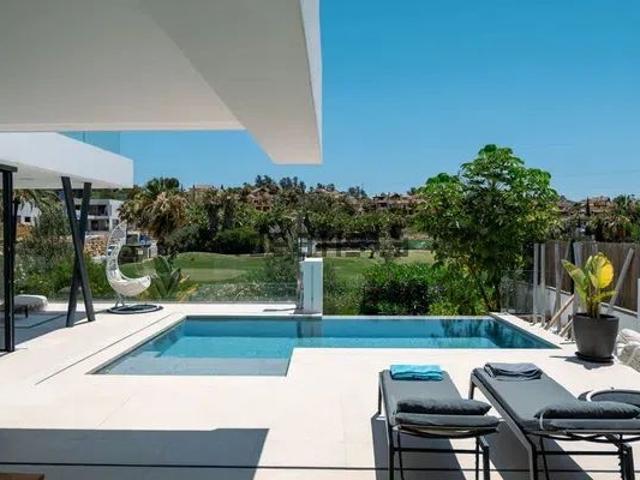 Casa en alquiler en Resinera-Voladilla, Costa del Sol Occidental