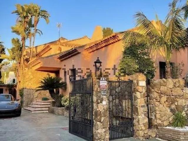 Casa en alquiler en Resinera-Voladilla, Costa del Sol Occidental