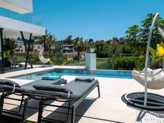 Casa en alquiler en Resinera-Voladilla, Costa del Sol Occidental