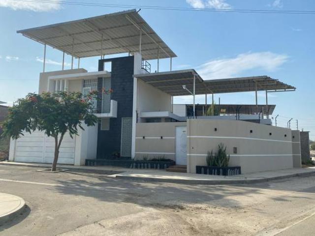 Alquiler De Casa Urbanizacion Boulevard Plark Plaza