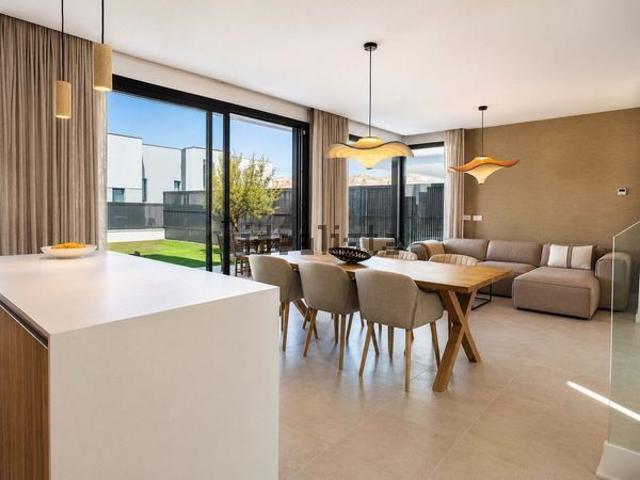 Casa en alquiler en Urbanización Márquez de Atalaya, Costa del Sol Occidental