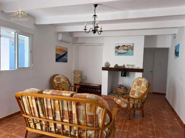 Casa en alquiler en Centre Històric, l'Alacantí