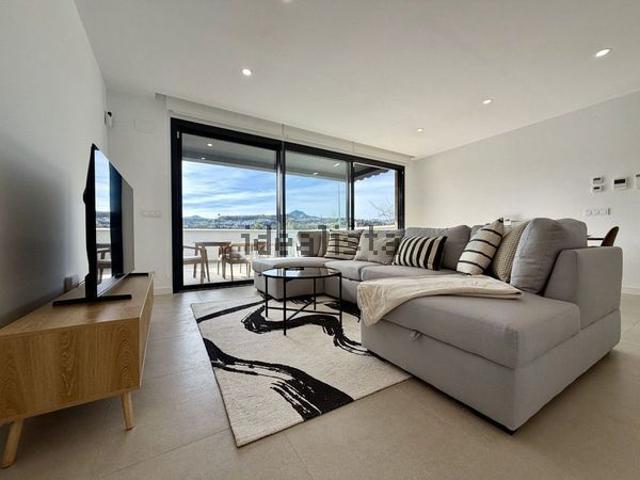 Casa en alquiler en Nueva Atalaya, Costa del Sol Occidental