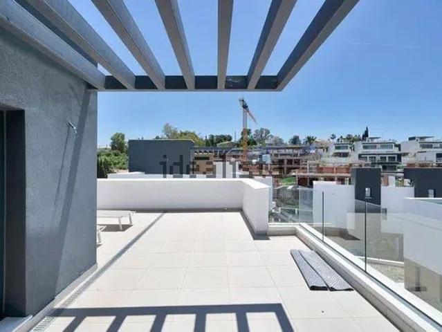 Casa en alquiler en Urbanización Márquez de Atalaya, Costa del Sol Occidental