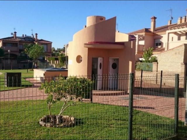 Casa en alquiler en Dos Hermanas, Andalucía