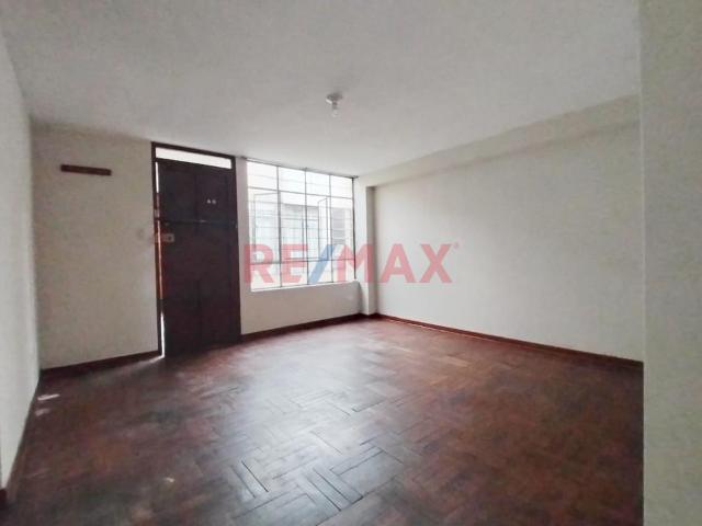 Departamento alquiler en Lince, San Eugenio