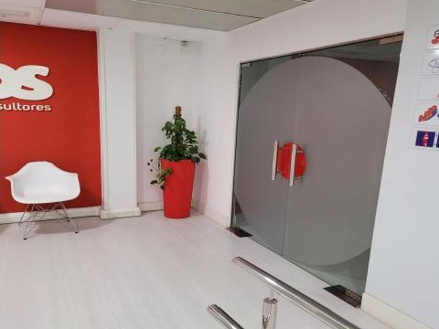 Local Comercial en alquiler en Las Protegidas, Jaén