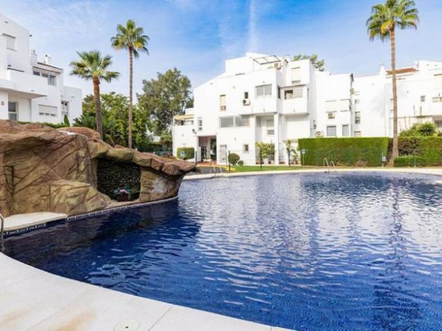 Casa en alquiler en Rícmar, Costa del Sol Occidental