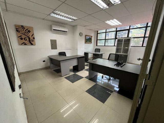 Edificio en alquiler en Boca De Uchire, Miranda