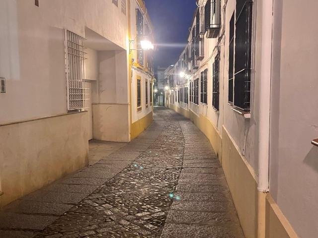 Garaje en alquiler en Distrito Centro, Córdoba