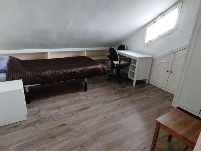 Habitación en alquiler en Colonia La Cabaña, Pozuelo De Alarcón