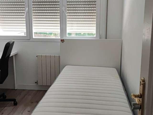 Habitación en alquiler en Colonia La Cabaña, Pozuelo De Alarcón