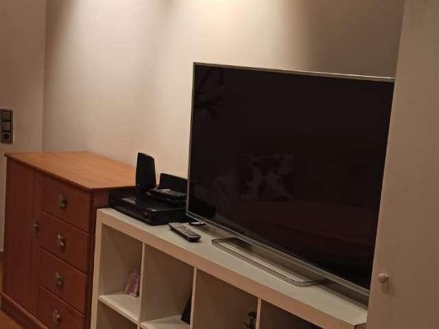 Habitación en alquiler en Cornellà De Llobregat, Almeda