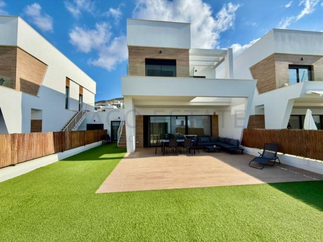 Chalet en alquiler en Finestrat, Alacant / Alicante