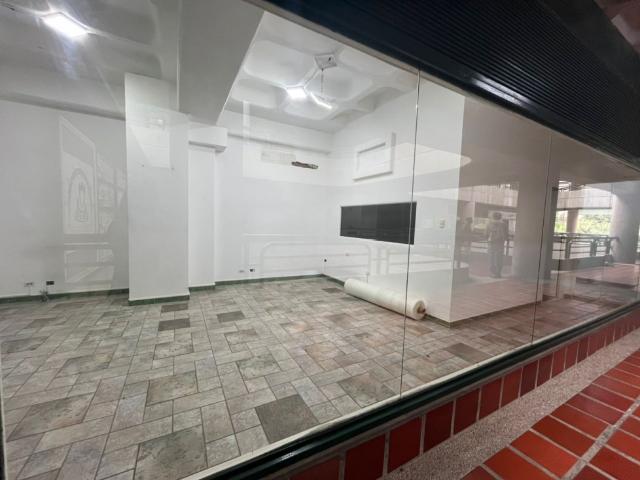 Local Comercial en alquiler en Francisco Linares Alcántara, Miranda