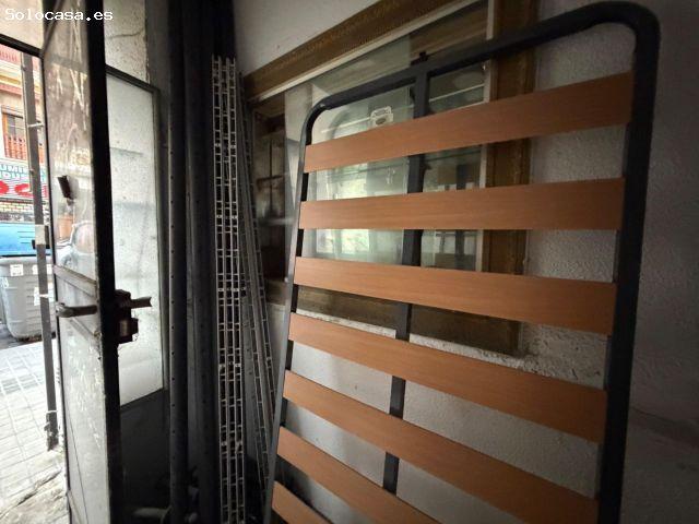 Local Comercial en alquiler en Extramurs, Comarca de València