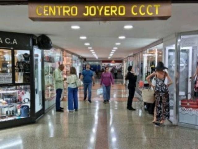 Oficina en alquiler en Municipio Caroní, Cúa