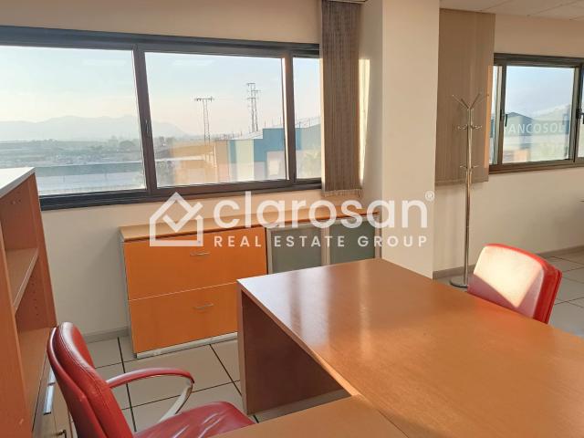Local Comercial en venta en Málaga, Campanillas