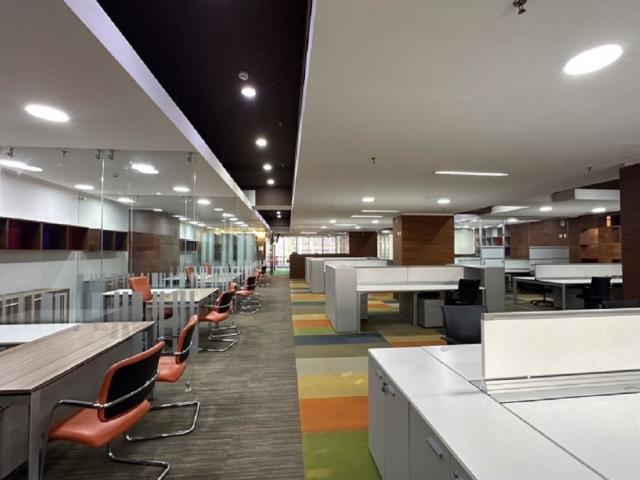 Oficina en alquiler en Distrito Capital