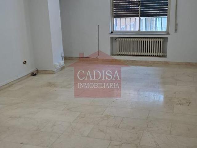 Oficina en alquiler en Centro, Salamanca